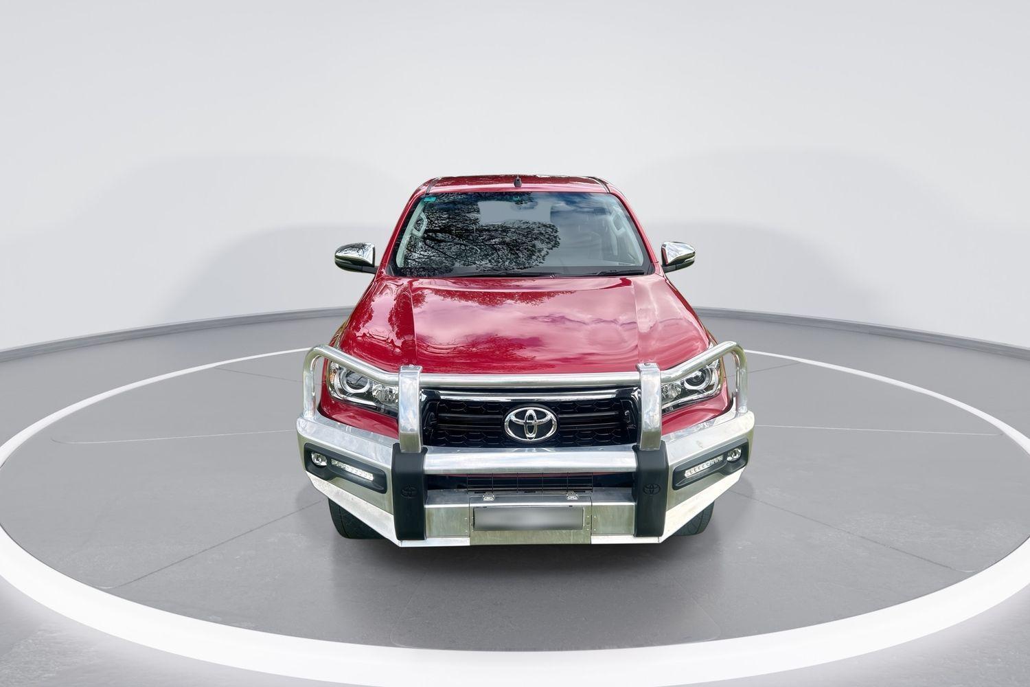 2019 Toyota Hilux SR5 in Red