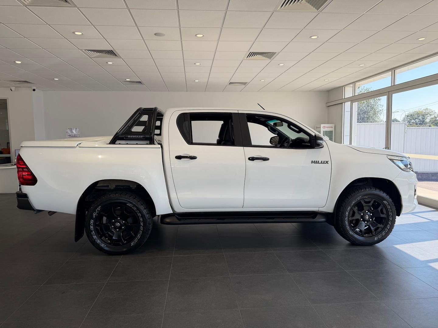 2018 Toyota Hilux Rogue in White