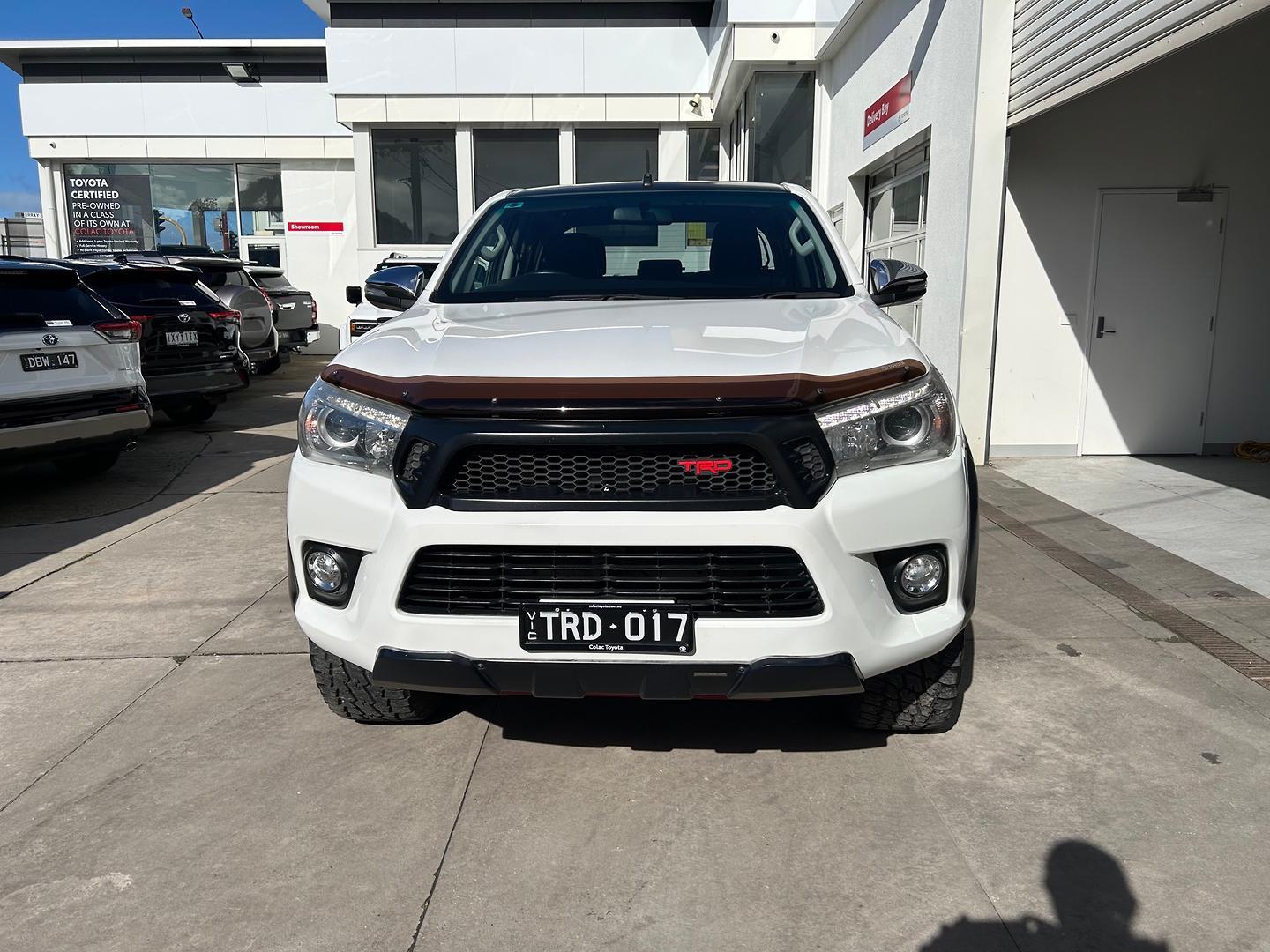 2017 Toyota Hilux SR5 in White