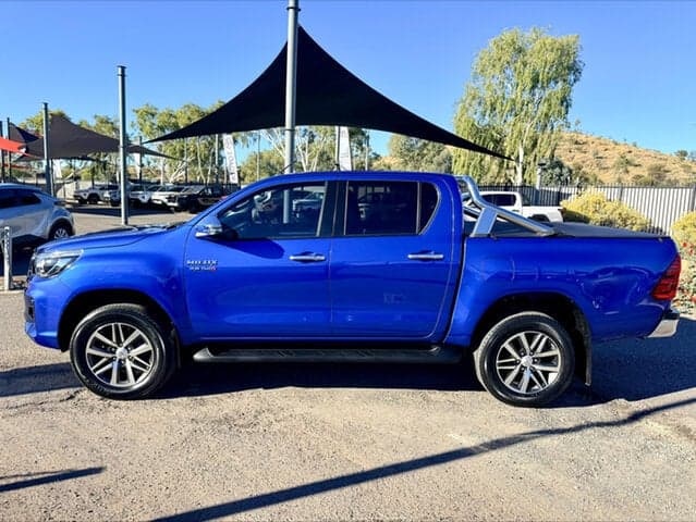 2018 Toyota Hilux SR5 in Blue