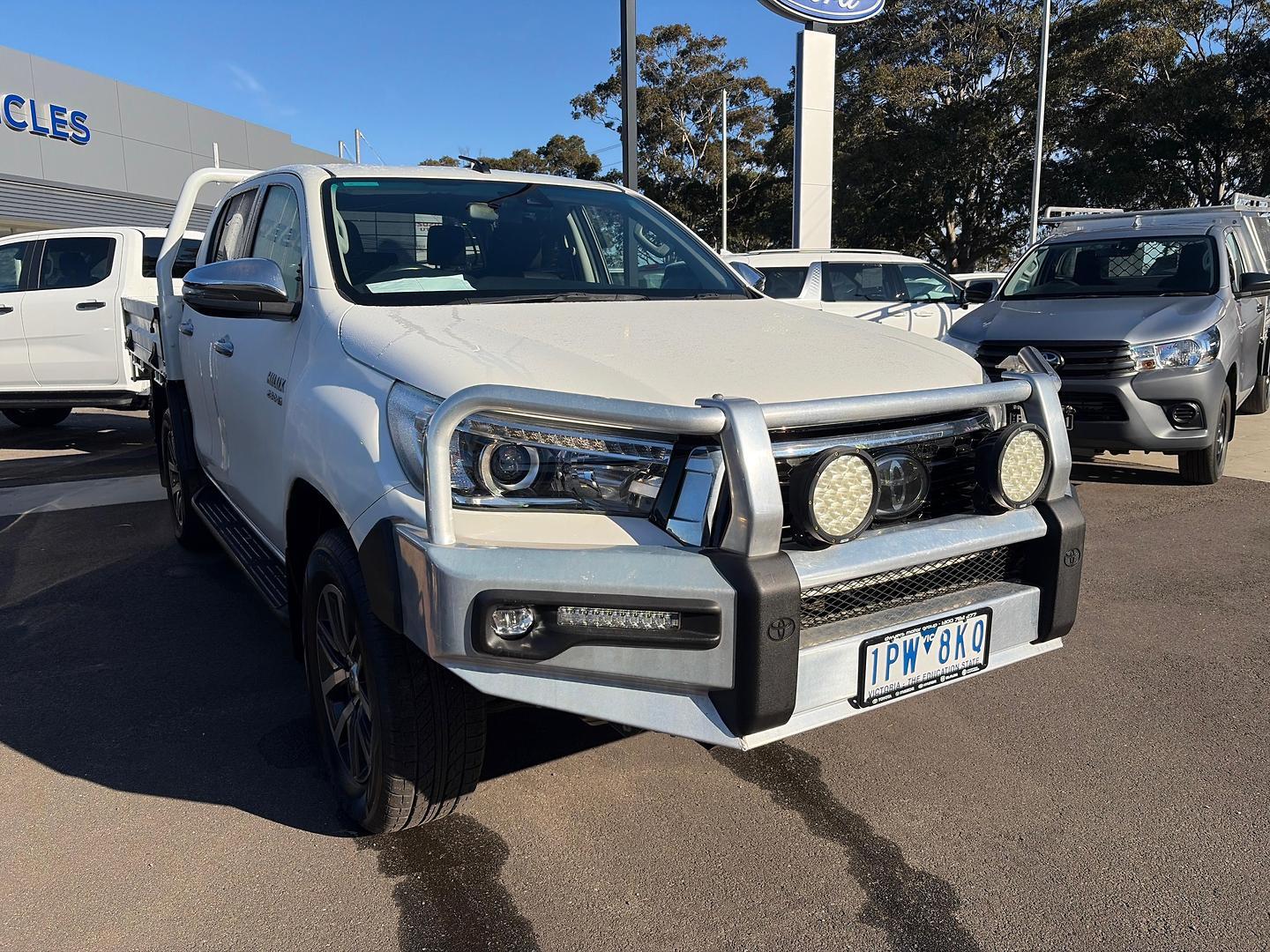 2019 Toyota Hilux SR5 in White