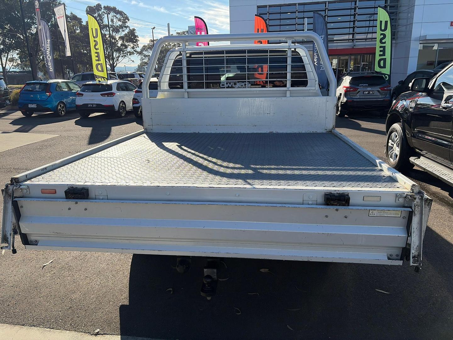 2019 Toyota Hilux SR5 in White