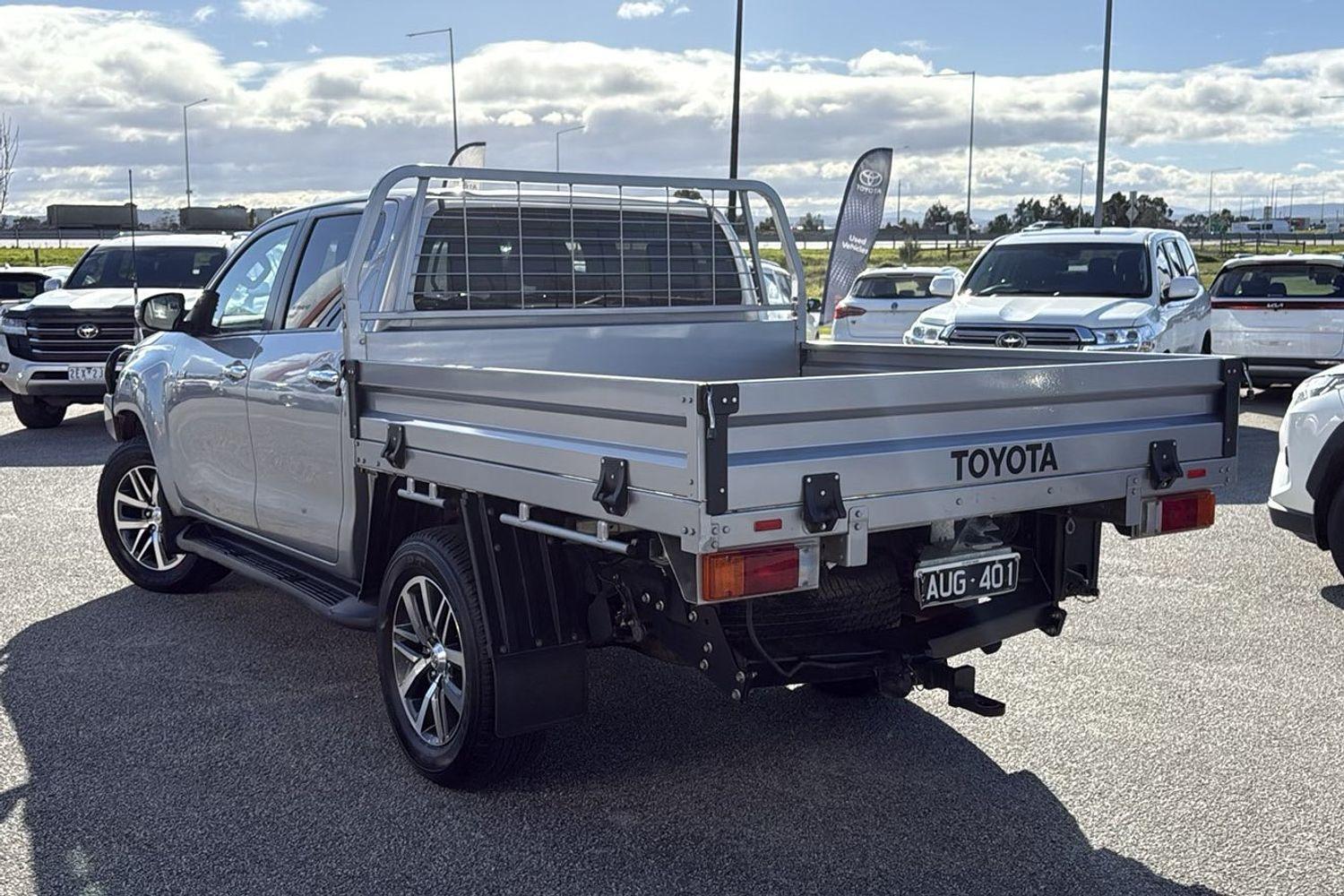 2018 Toyota Hilux SR5 in Silver