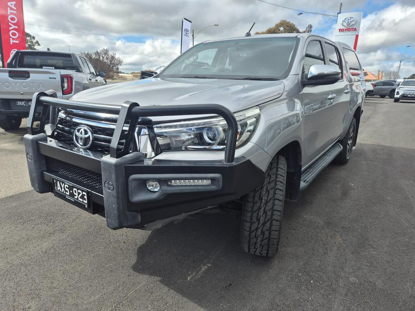 2018 Toyota Hilux SR5 in Silver