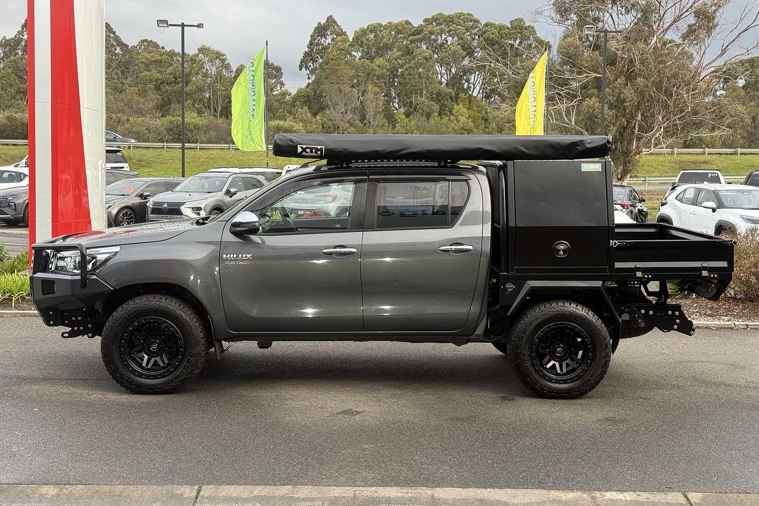 2018 Toyota Hilux SR5 in Silver