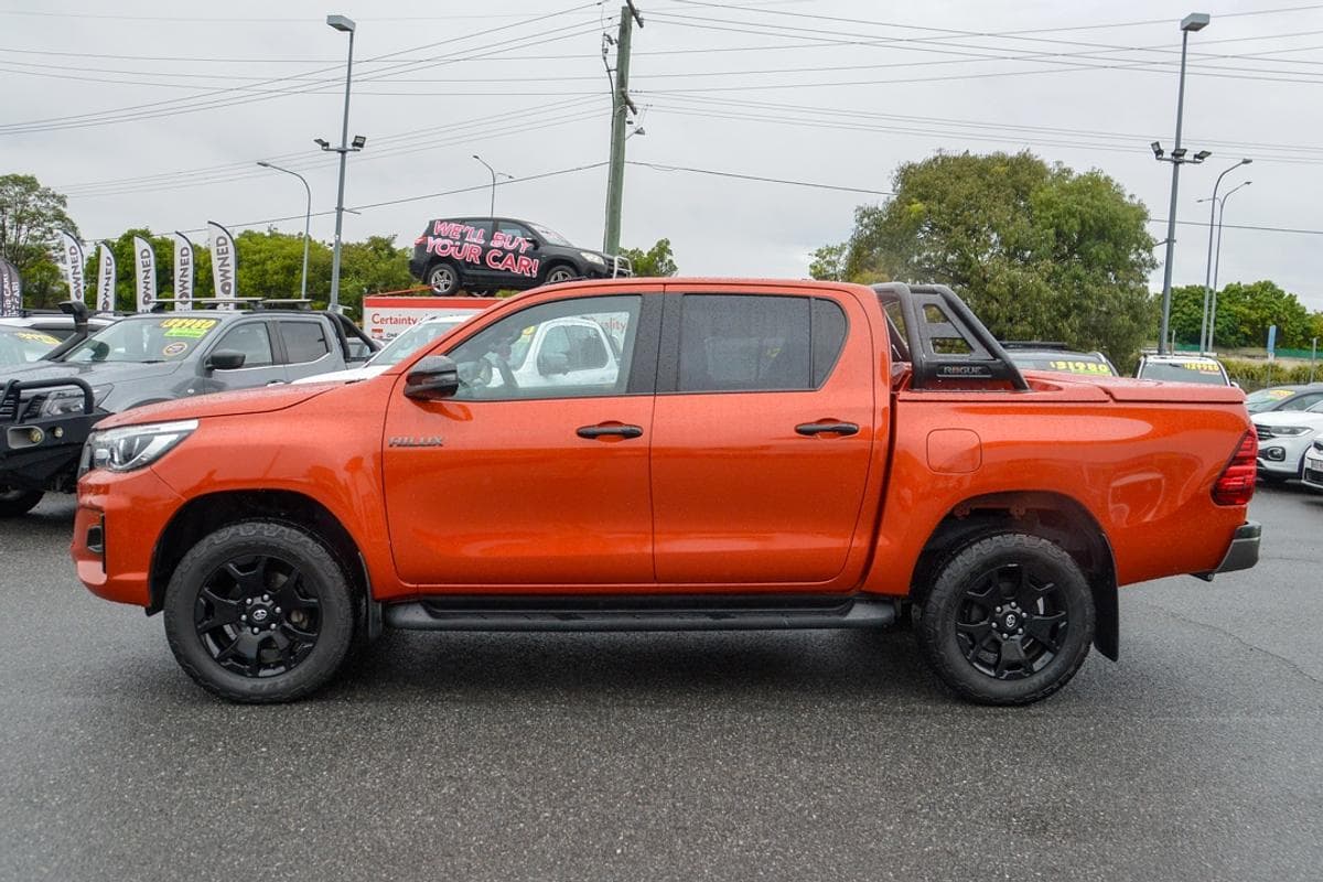 2020 Toyota Hilux Rogue in Red