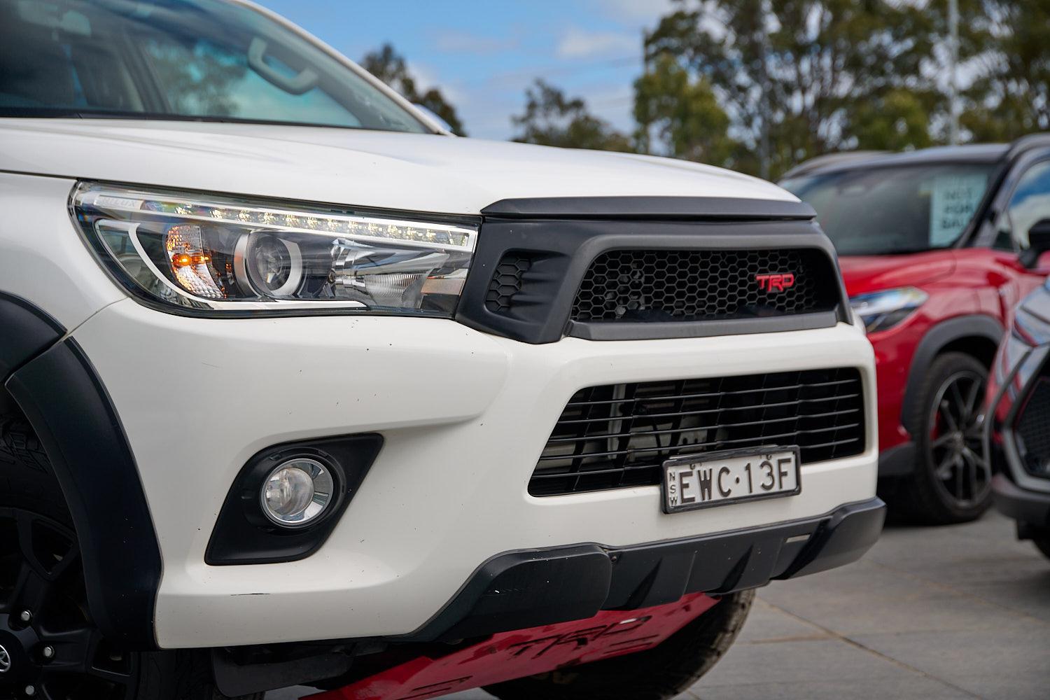 2017 Toyota Hilux SR5 in White