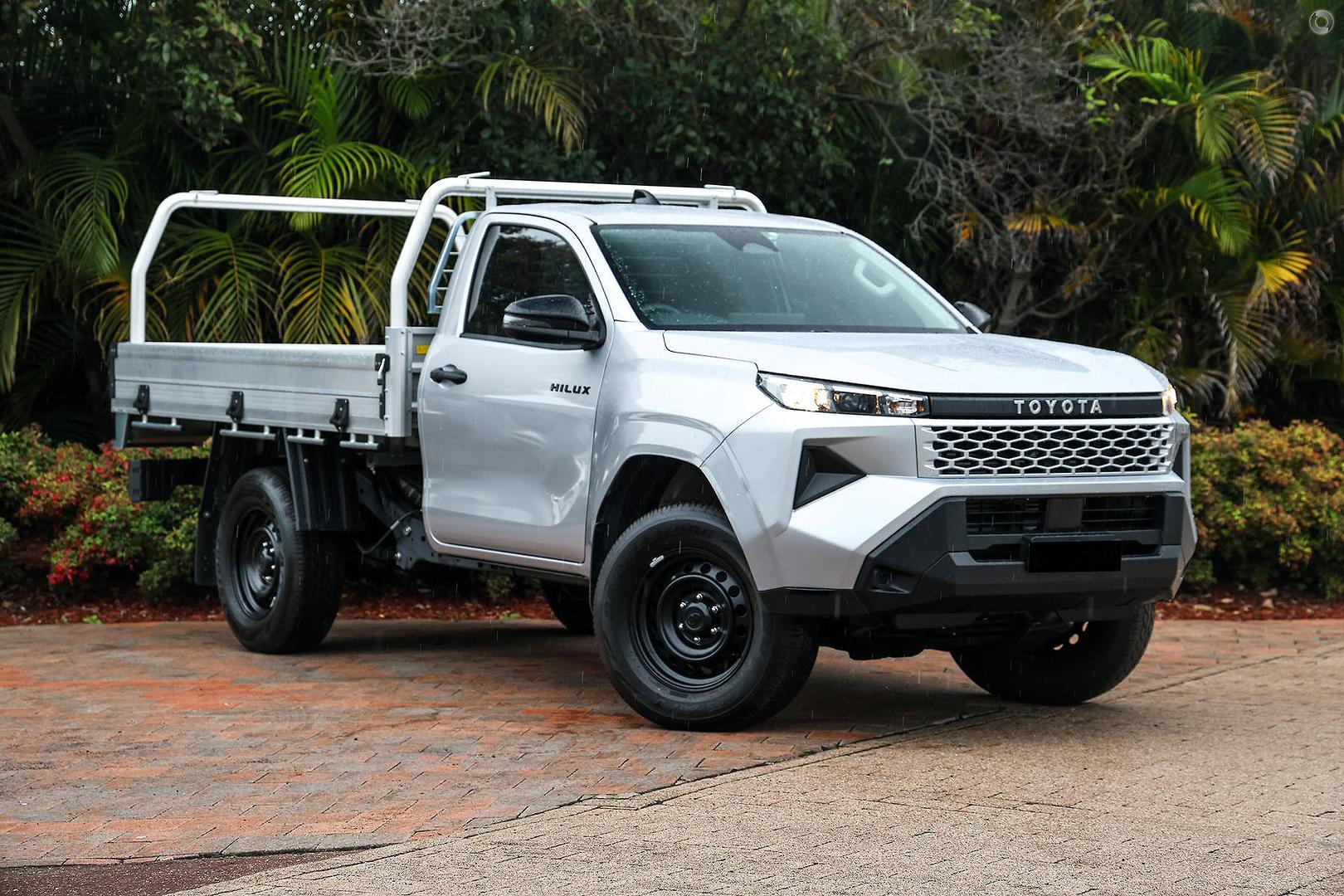 2025 Toyota Hilux Workmate in Silver