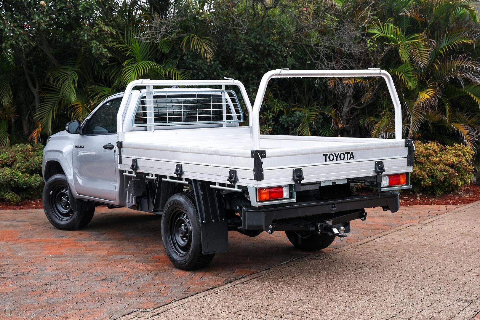 2025 Toyota Hilux Workmate in Silver