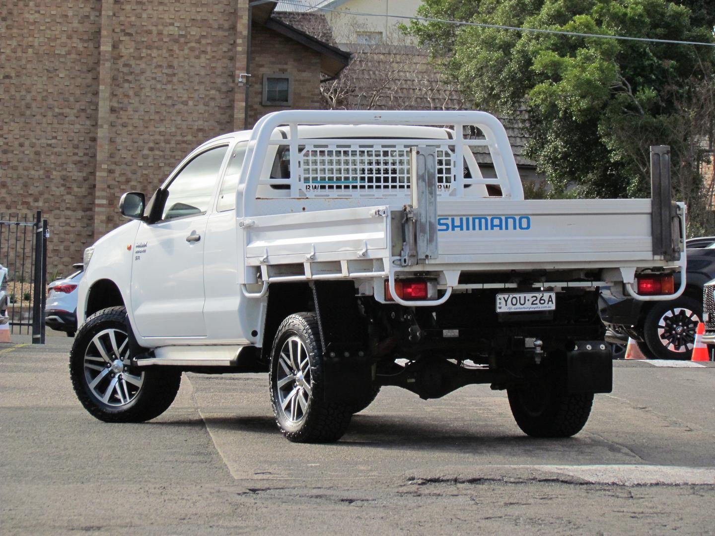 2015 Toyota Hilux SR in White
