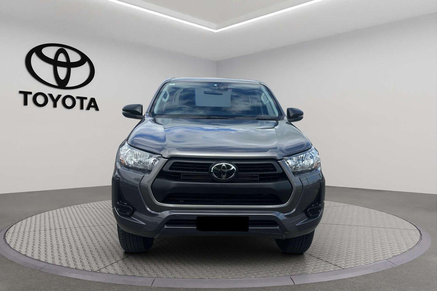 2023 Toyota Hilux SR in Silver
