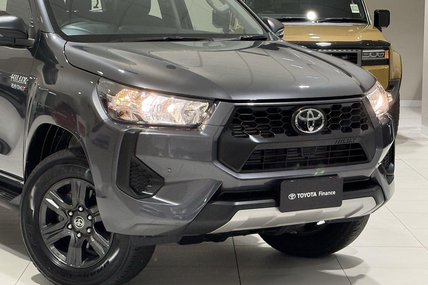 2025 Toyota Hilux SR in Silver
