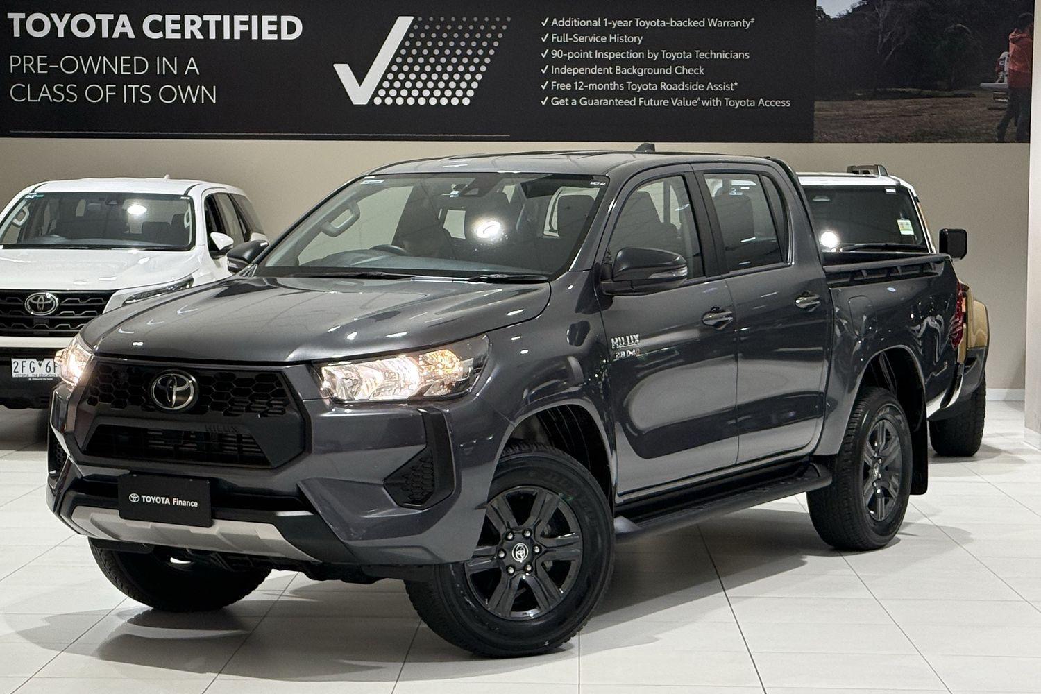2025 Toyota Hilux SR in Silver