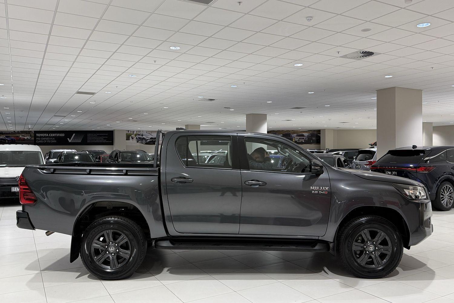 2025 Toyota Hilux SR in Silver