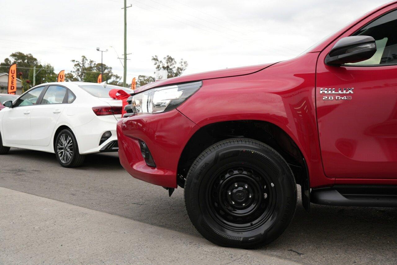 2017 Toyota Hilux SR in Red