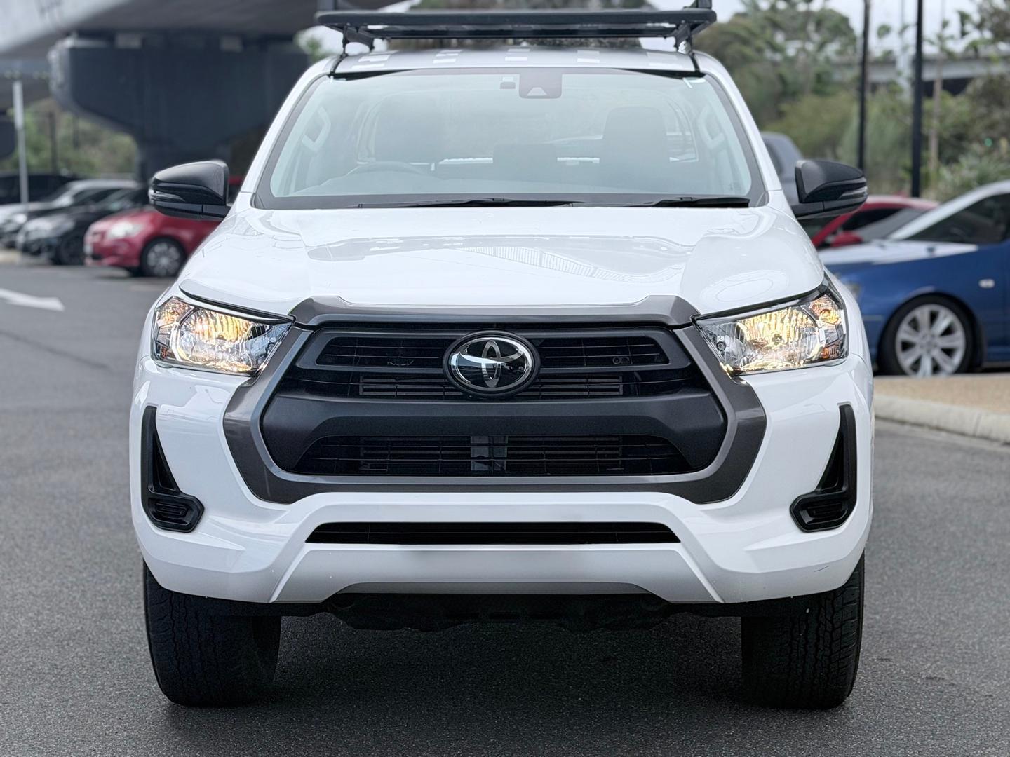 2023 Toyota Hilux SR in White