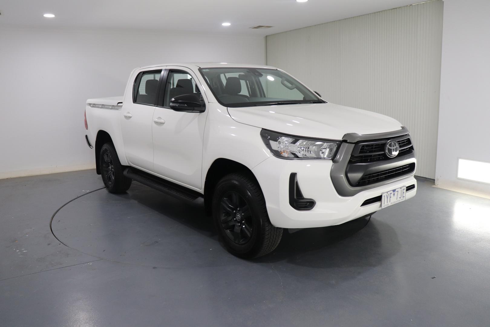 2023 Toyota Hilux SR in White