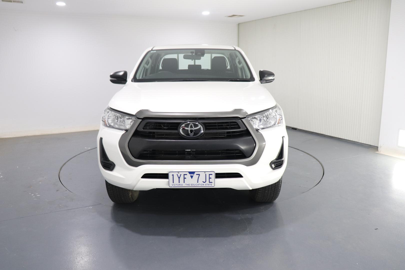 2023 Toyota Hilux SR in White