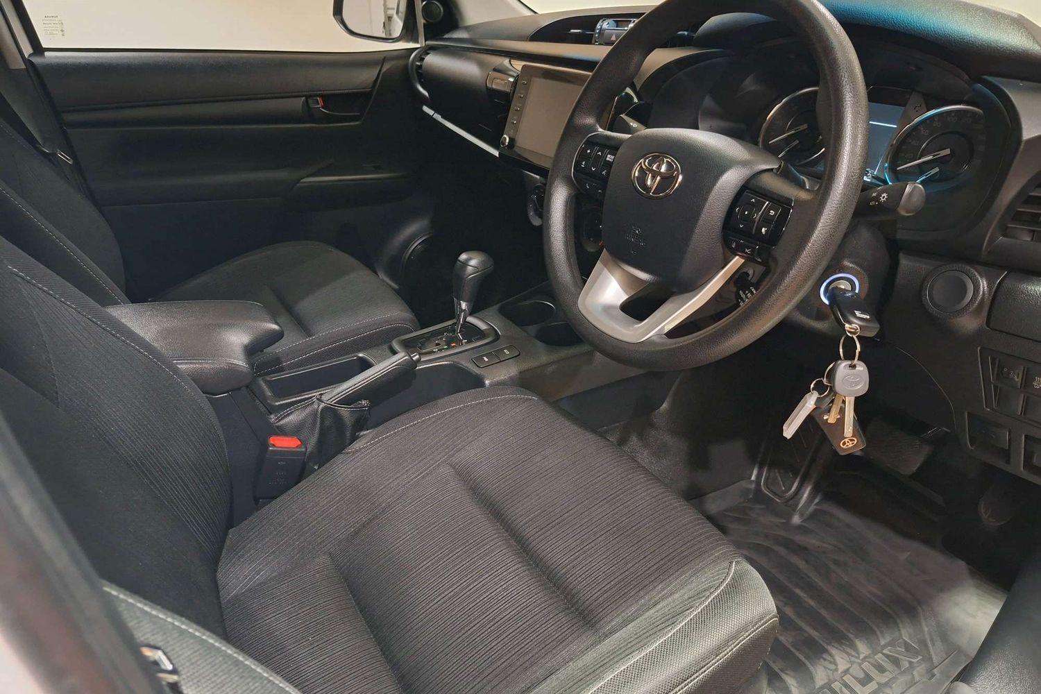 2022 Toyota Hilux SR in White