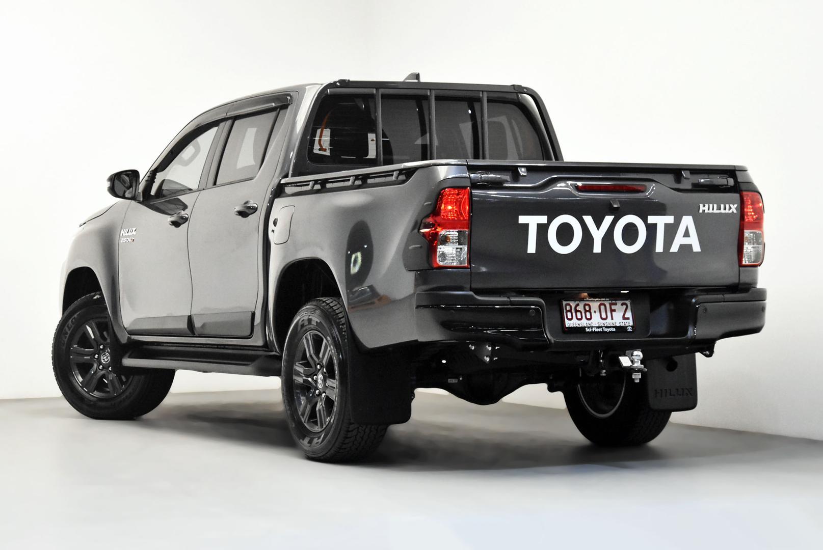 2025 Toyota Hilux SR in Silver