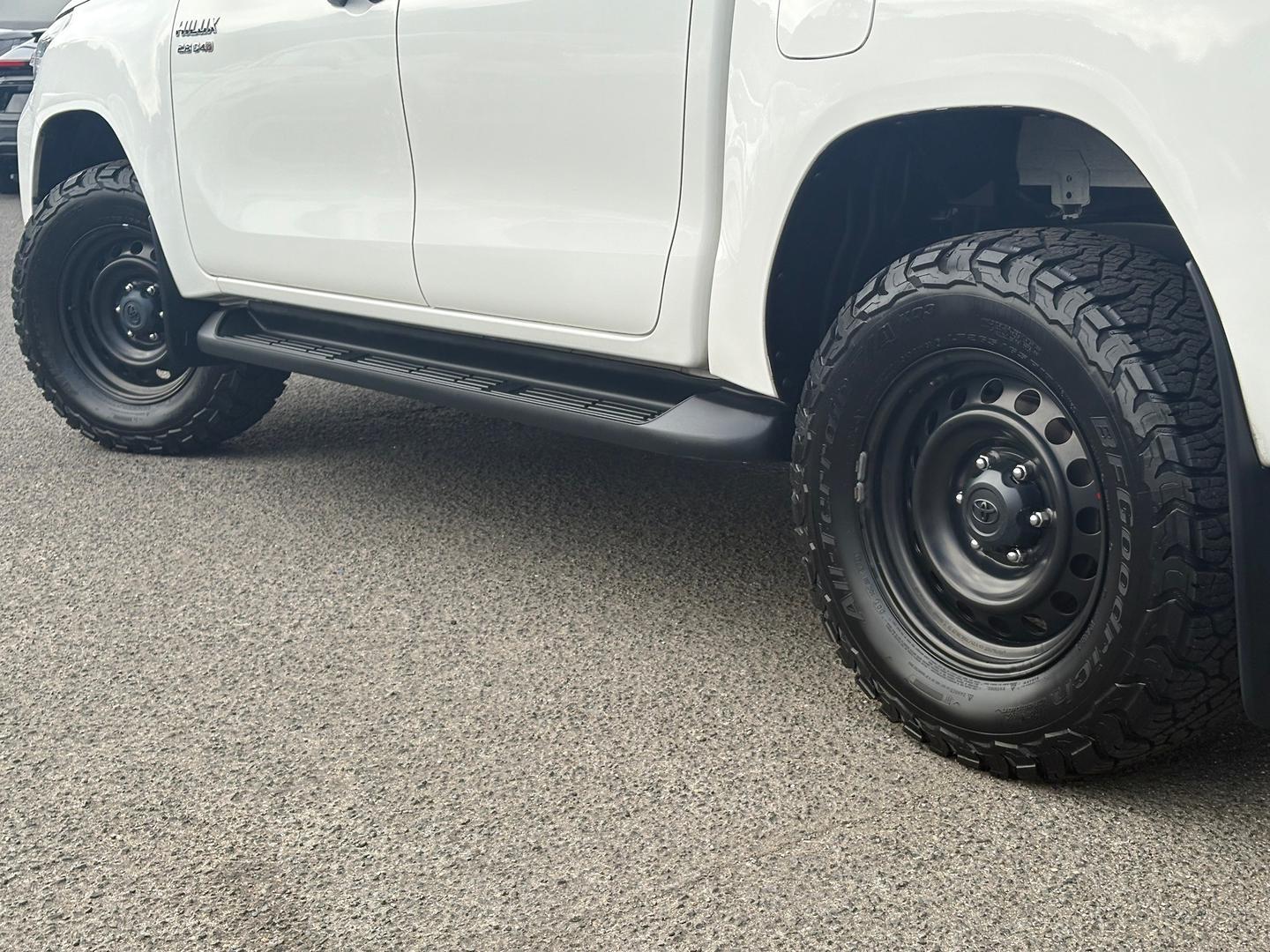 2021 Toyota Hilux SR in White