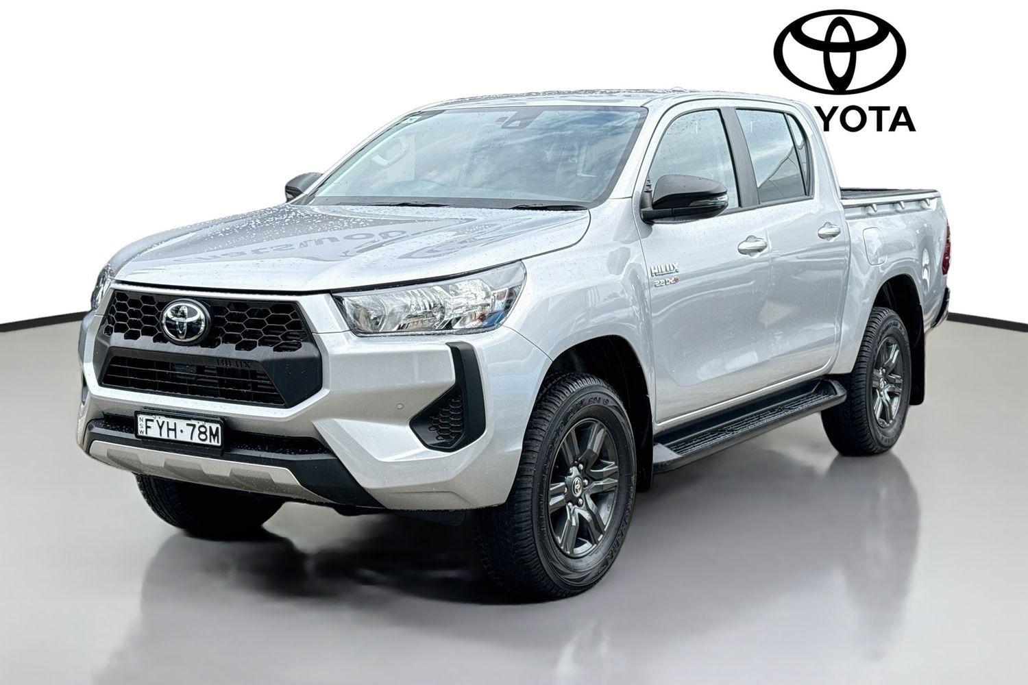 2025 Toyota Hilux SR in Silver