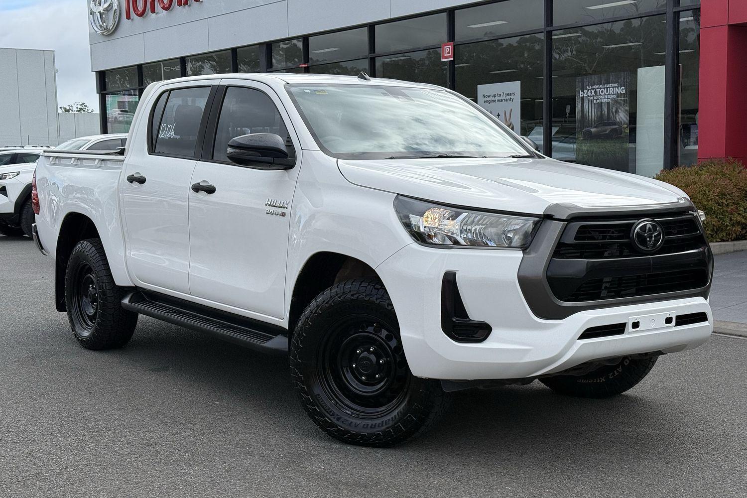 2020 Toyota Hilux SR in White