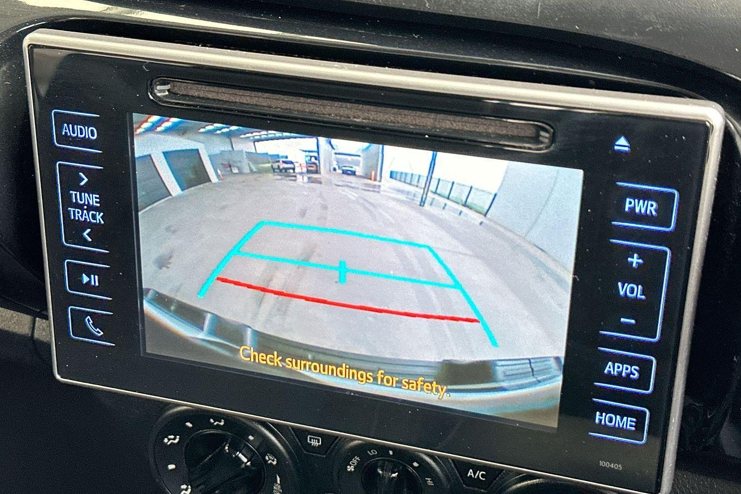 2019 Toyota Hilux SR in White