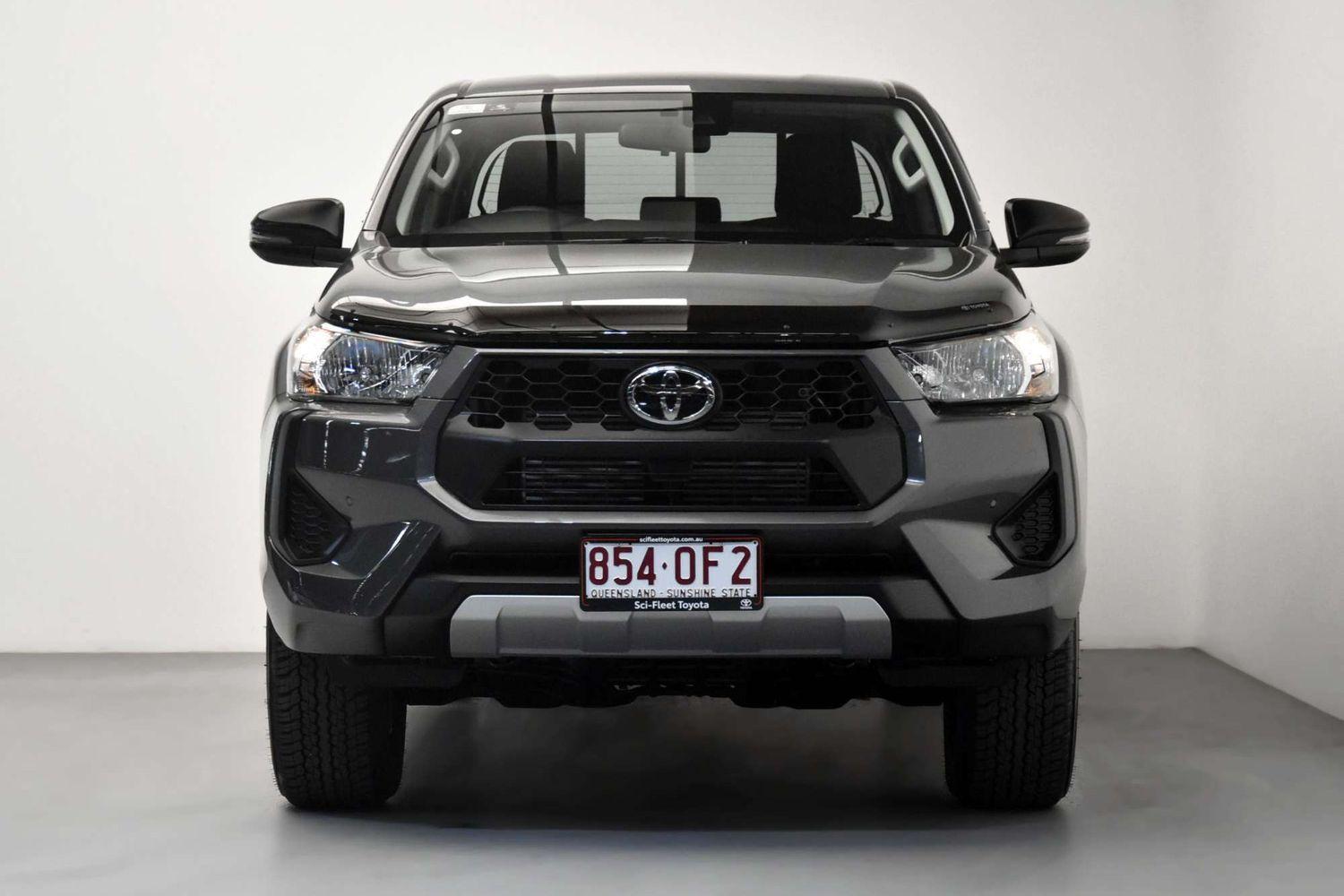 2025 Toyota Hilux SR in Silver