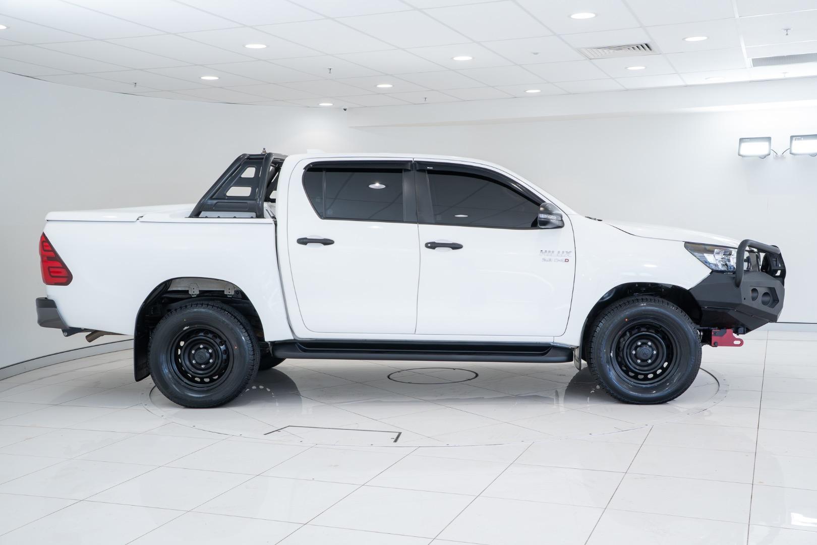 2022 Toyota Hilux SR in White
