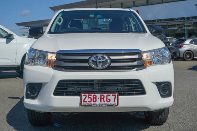 2017 Toyota Hilux SR in White