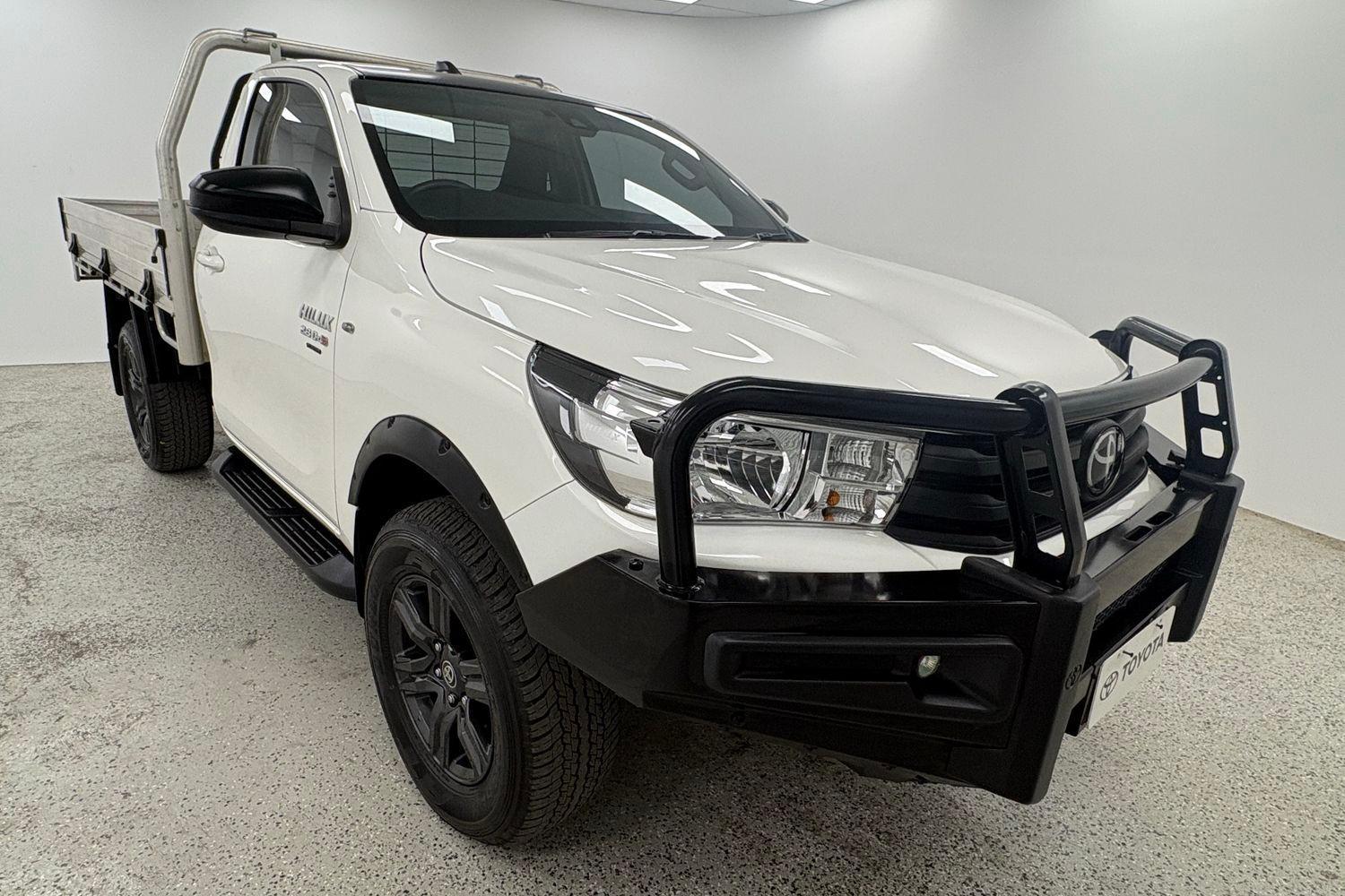2024 Toyota Hilux SR in White