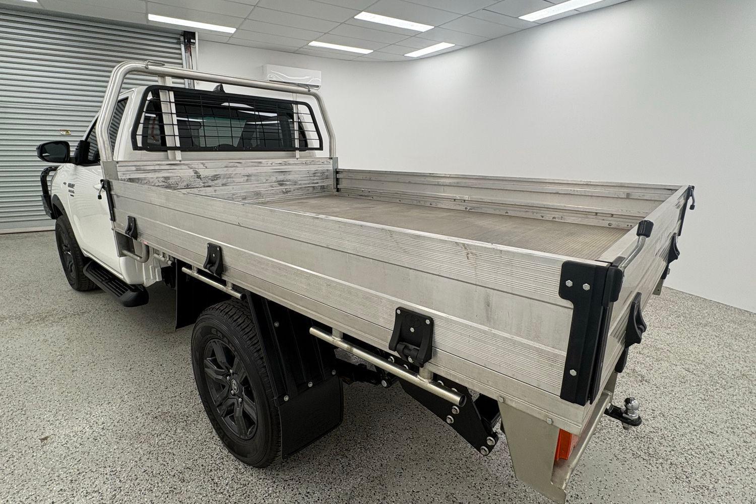 2024 Toyota Hilux SR in White