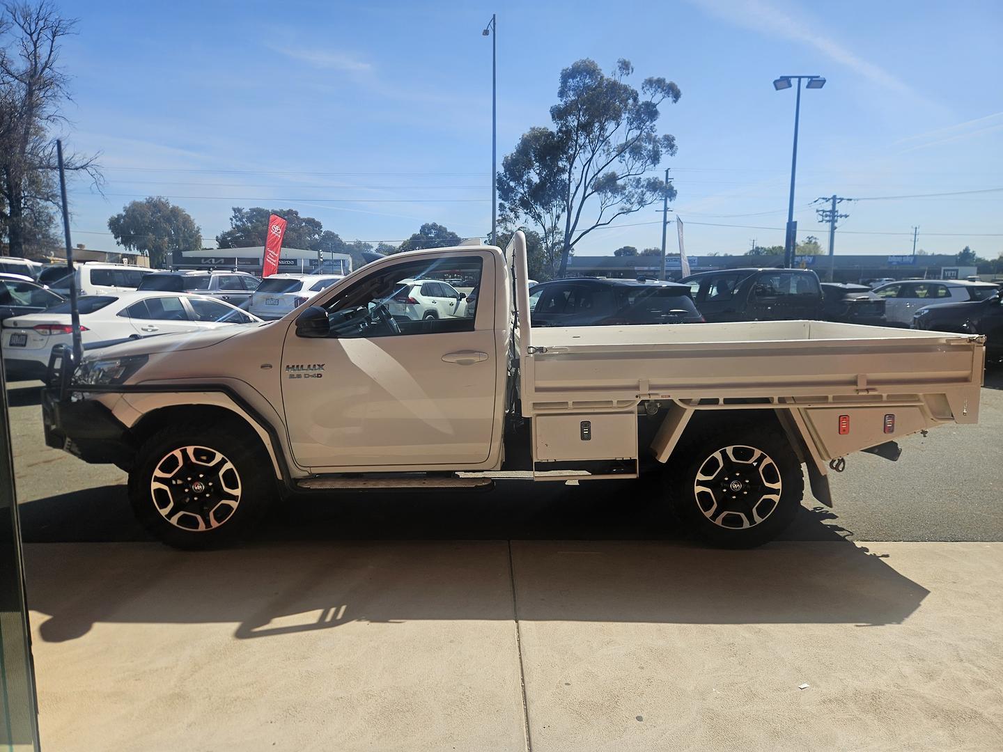 2022 Toyota Hilux SR in White