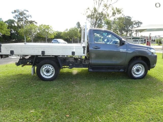 2023 Toyota Hilux SR in Silver