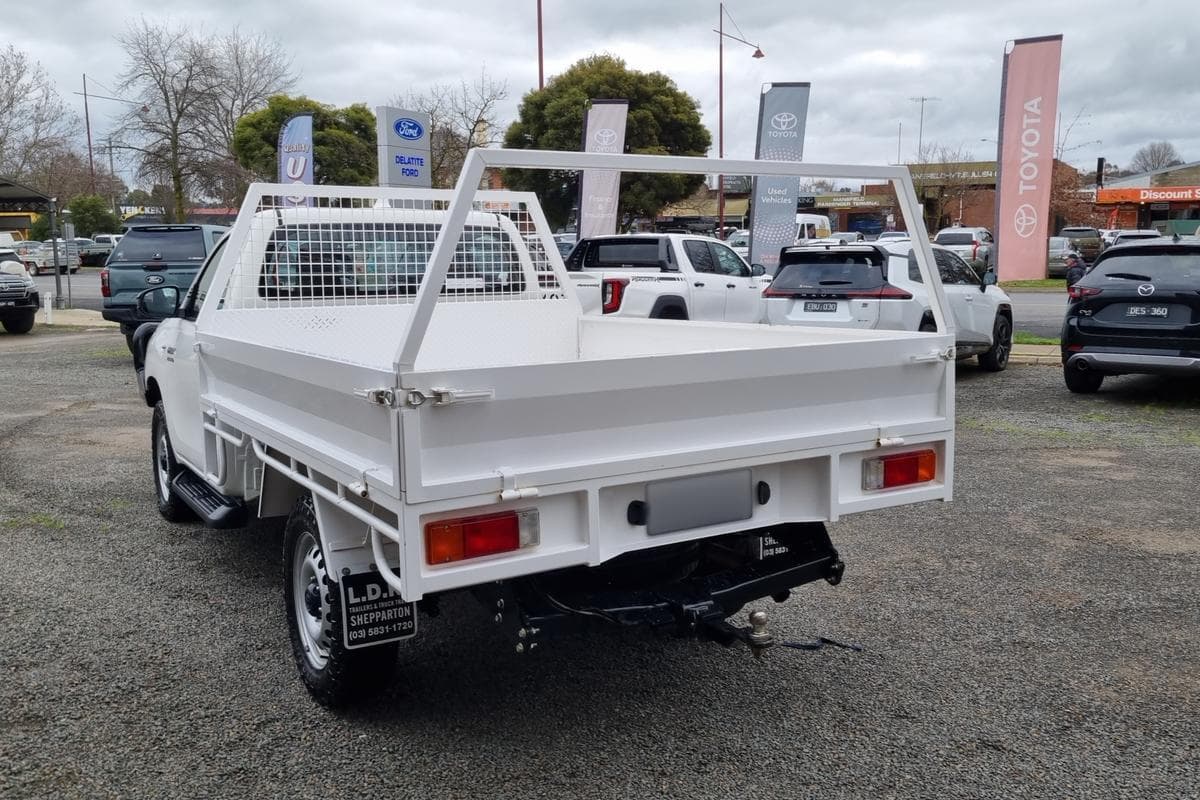2023 Toyota Hilux SR in White