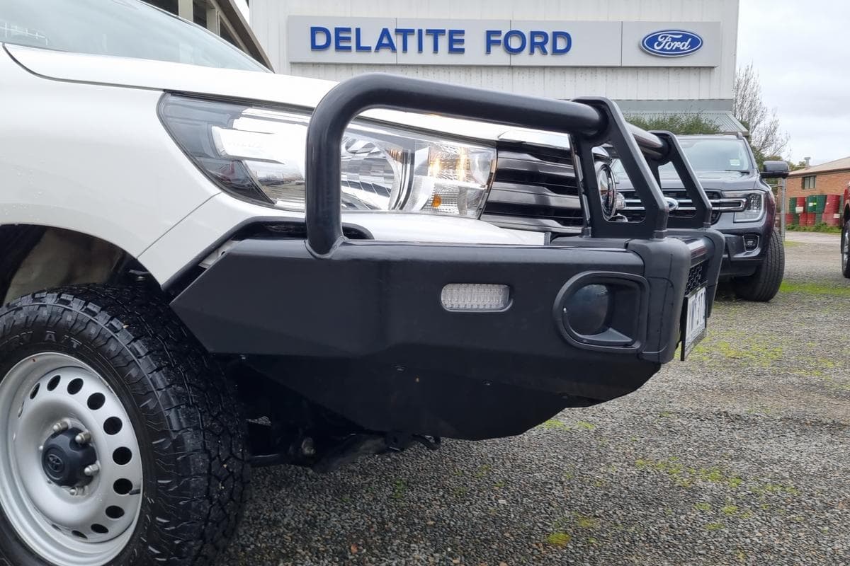 2023 Toyota Hilux SR in White
