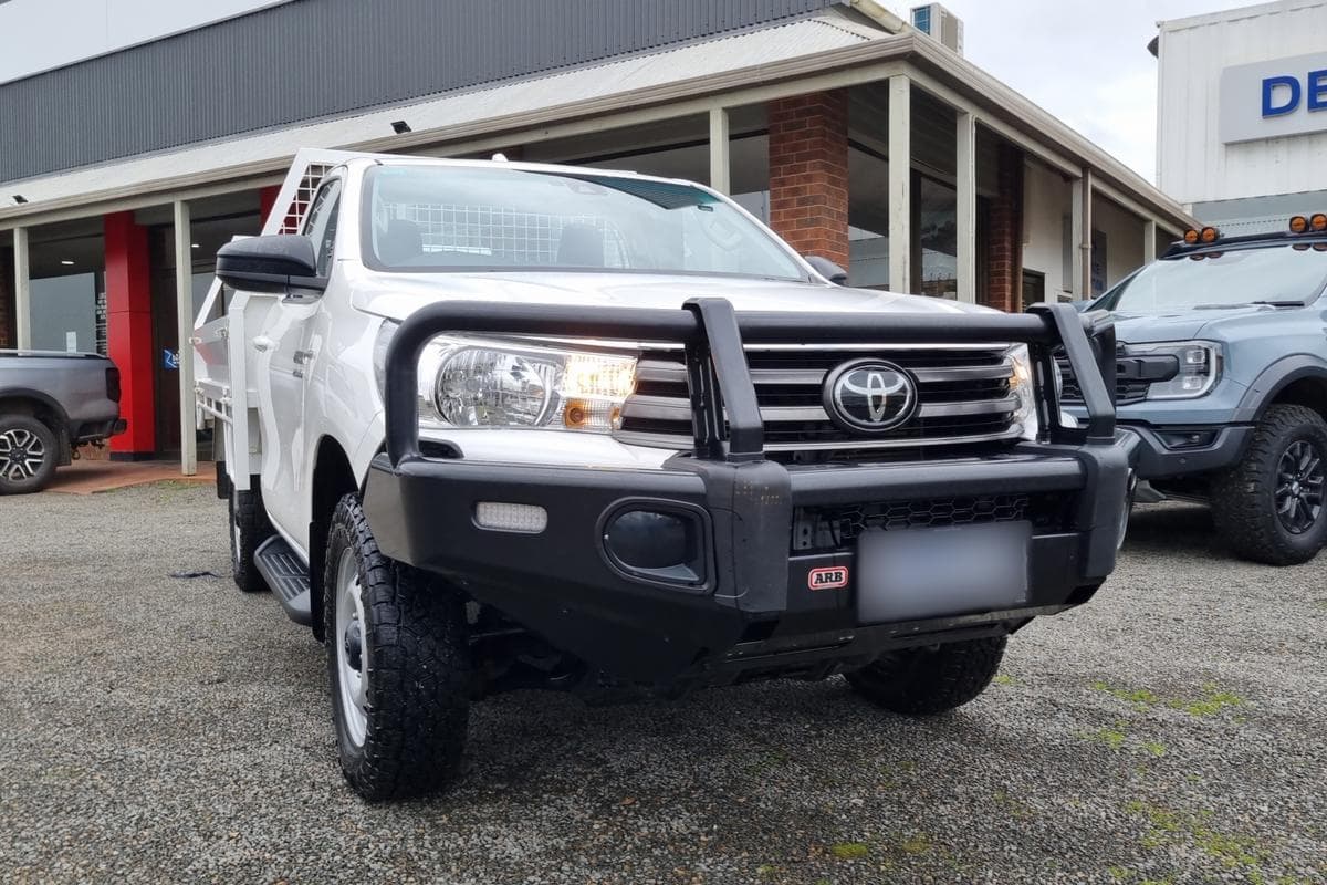 2023 Toyota Hilux SR in White