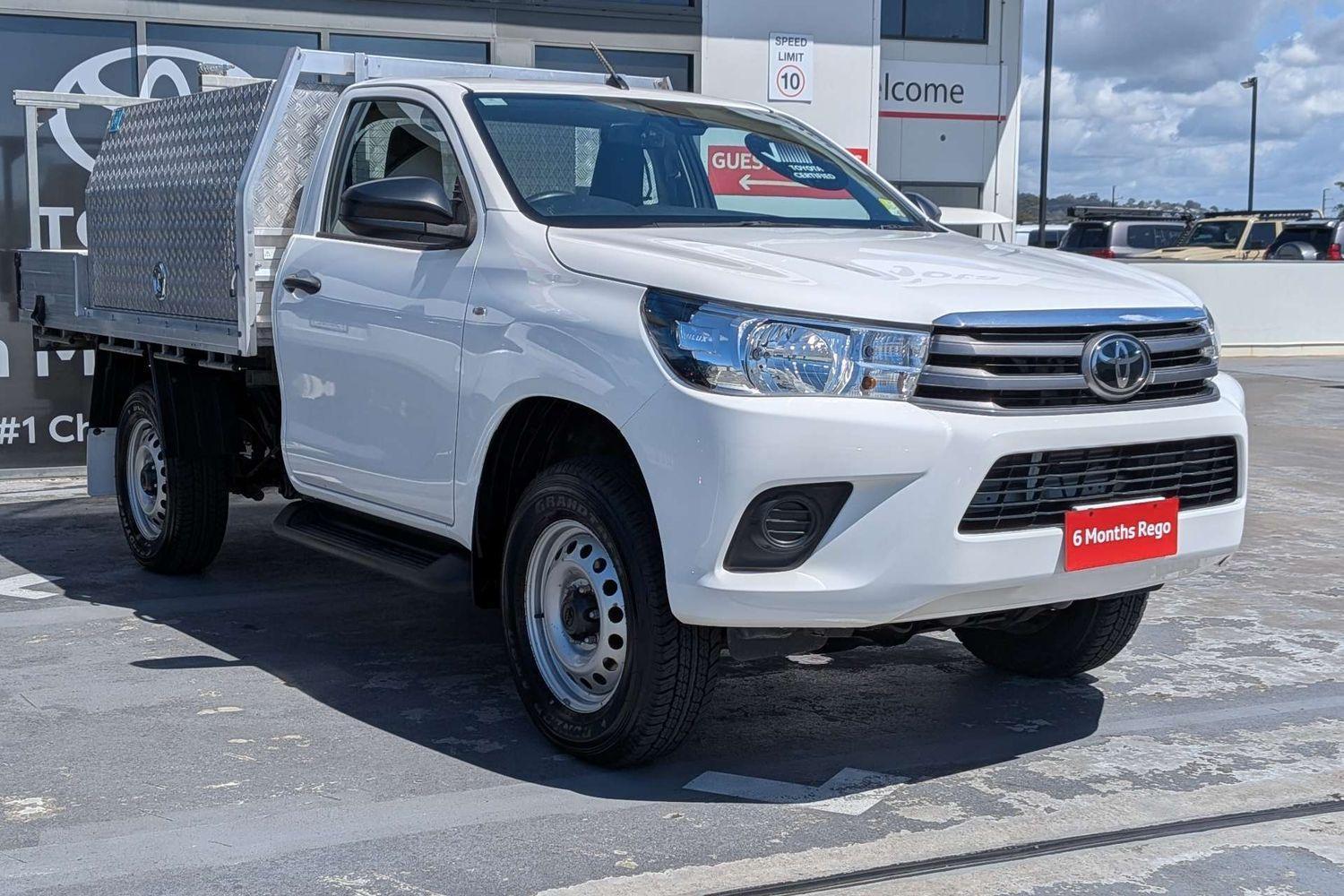 2021 Toyota Hilux SR in White