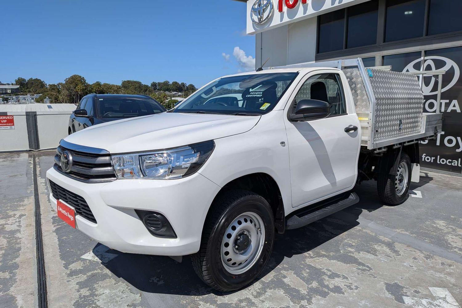 2021 Toyota Hilux SR in White
