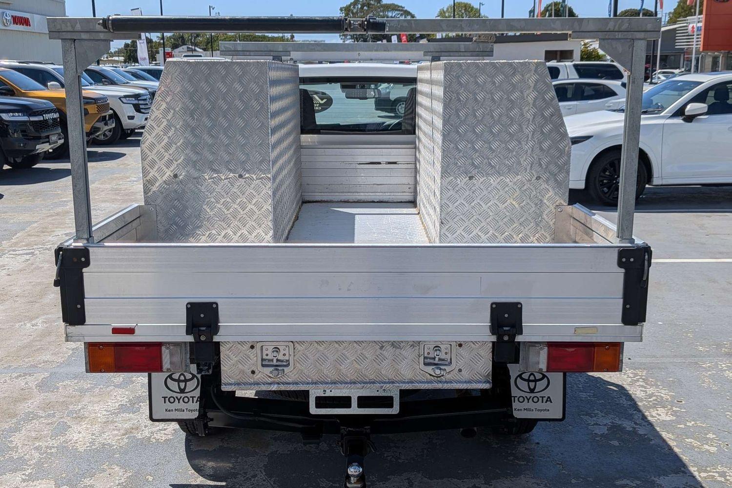2021 Toyota Hilux SR in White