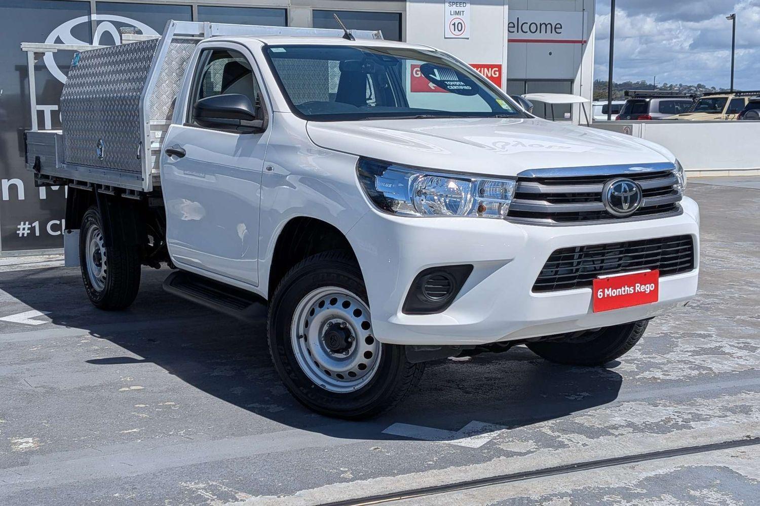 2021 Toyota Hilux SR in White