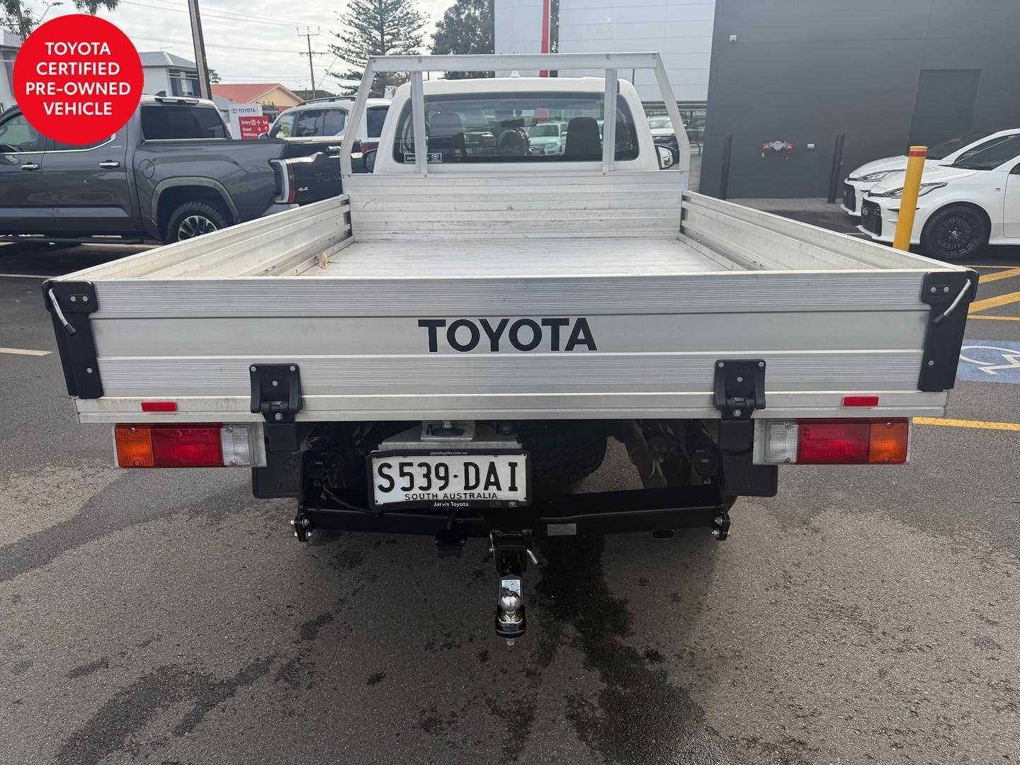 2023 Toyota Hilux SR in White