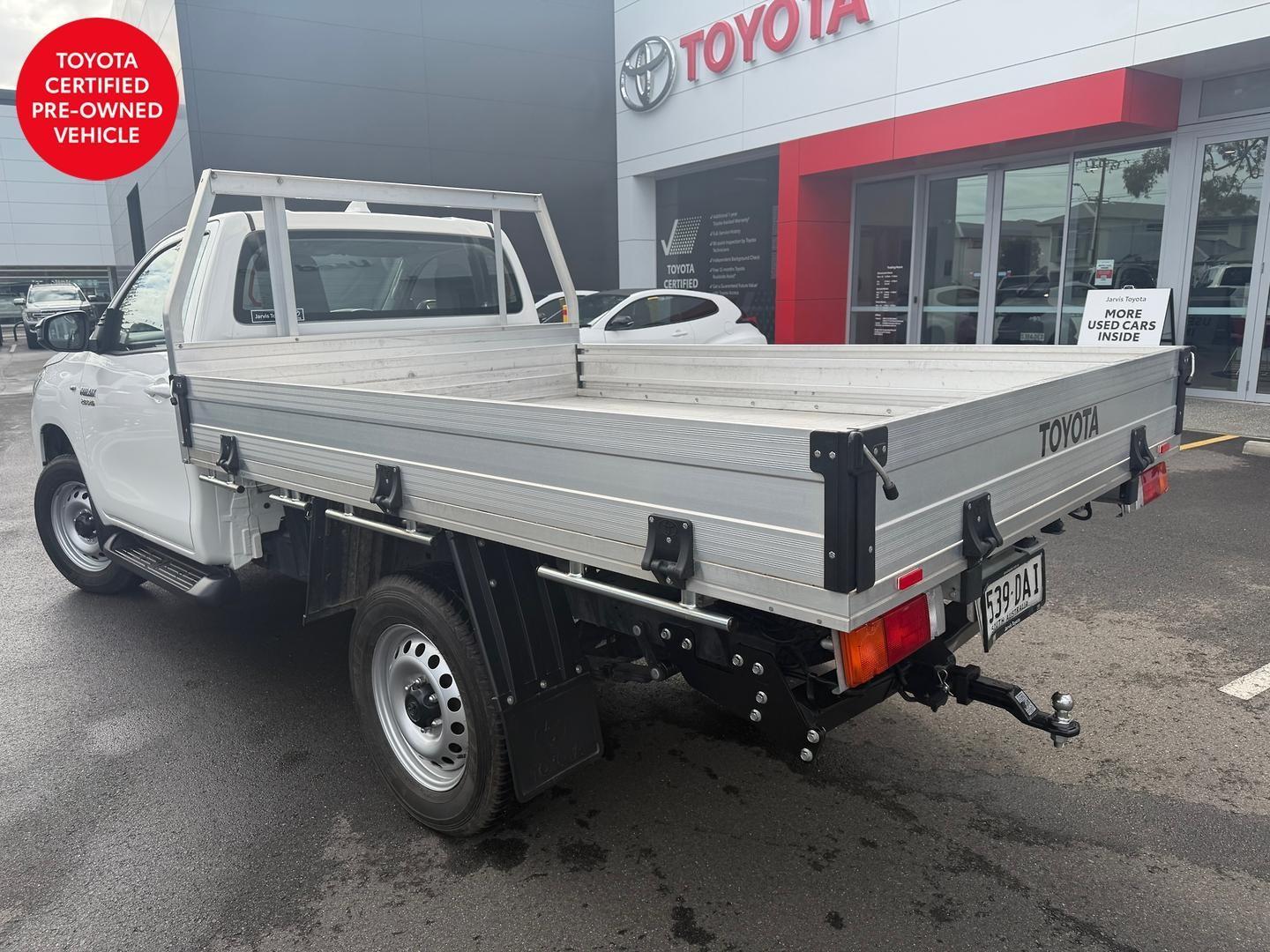 2023 Toyota Hilux SR in White