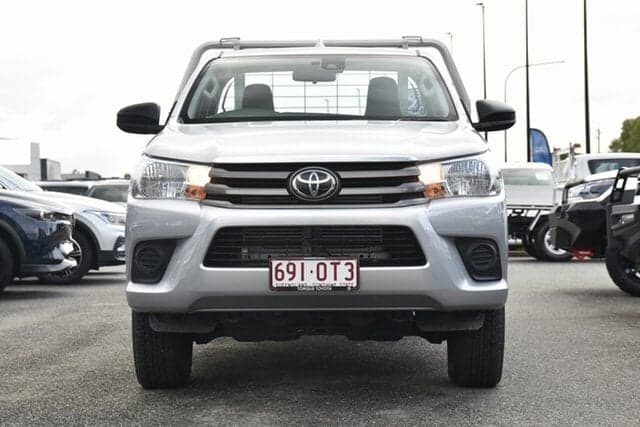 2025 Toyota Hilux SR in Silver
