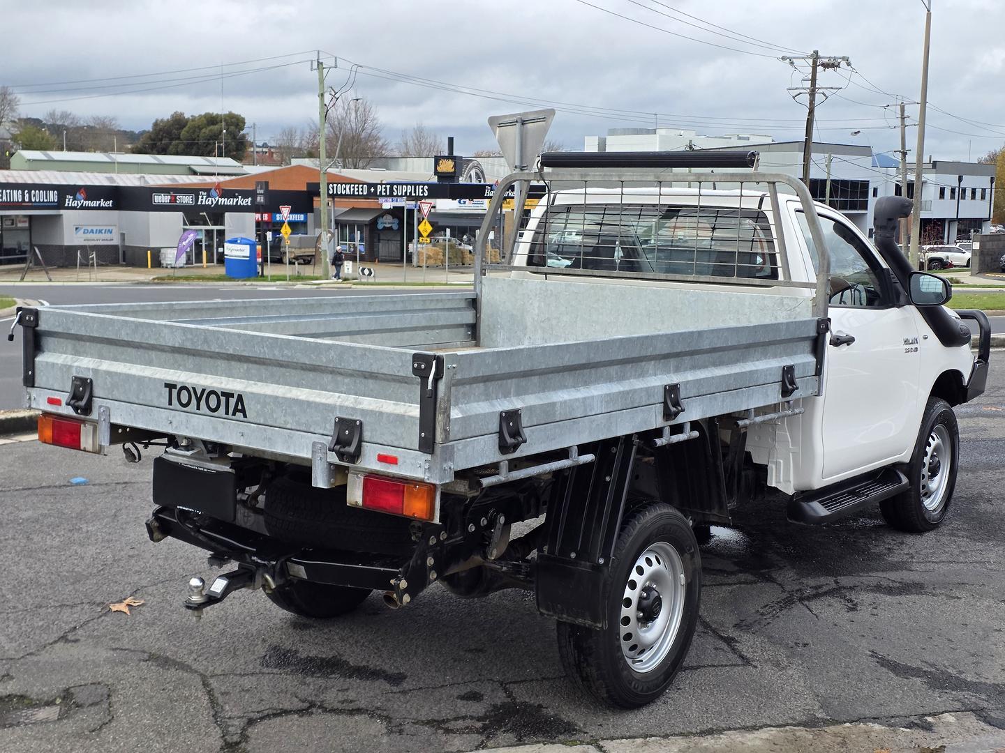 2021 Toyota Hilux SR in White