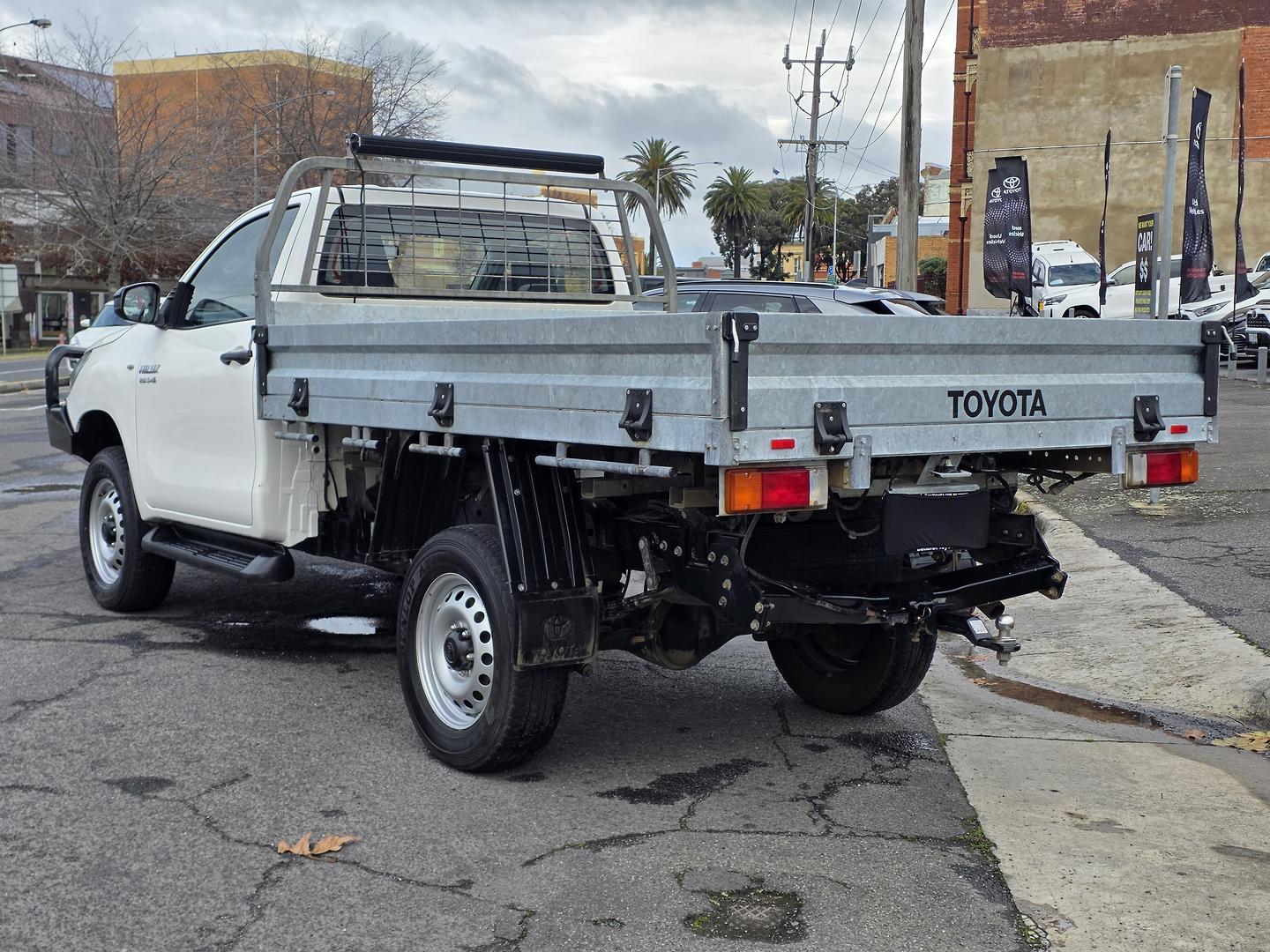 2021 Toyota Hilux SR in White