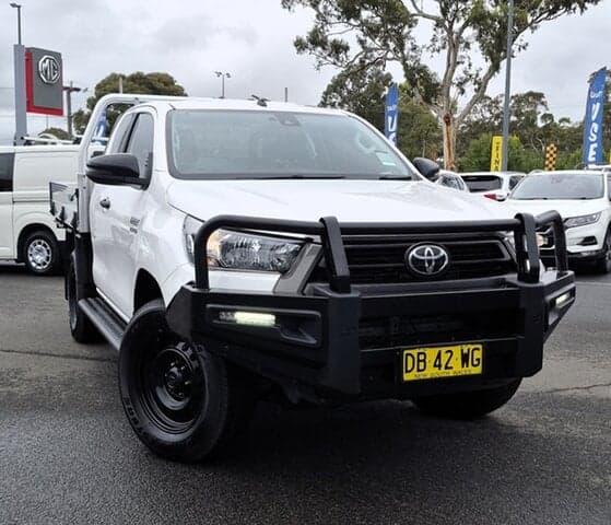 2021 Toyota Hilux SR in White