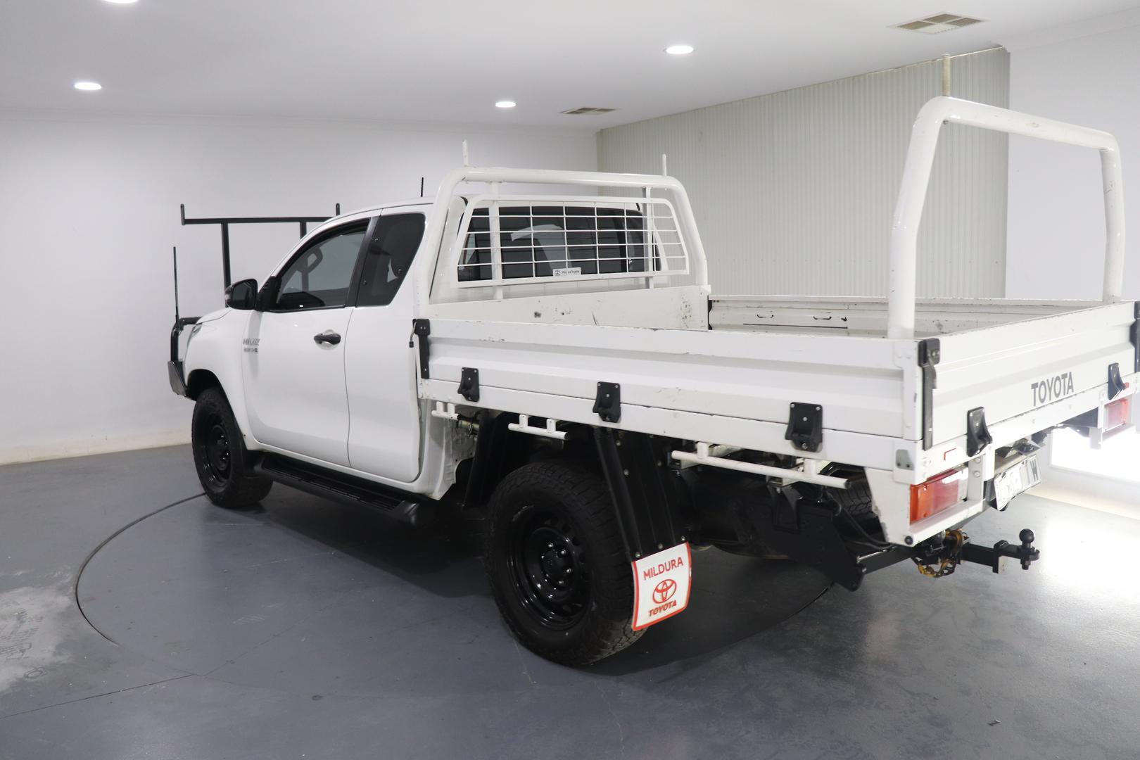 2020 Toyota Hilux SR in White