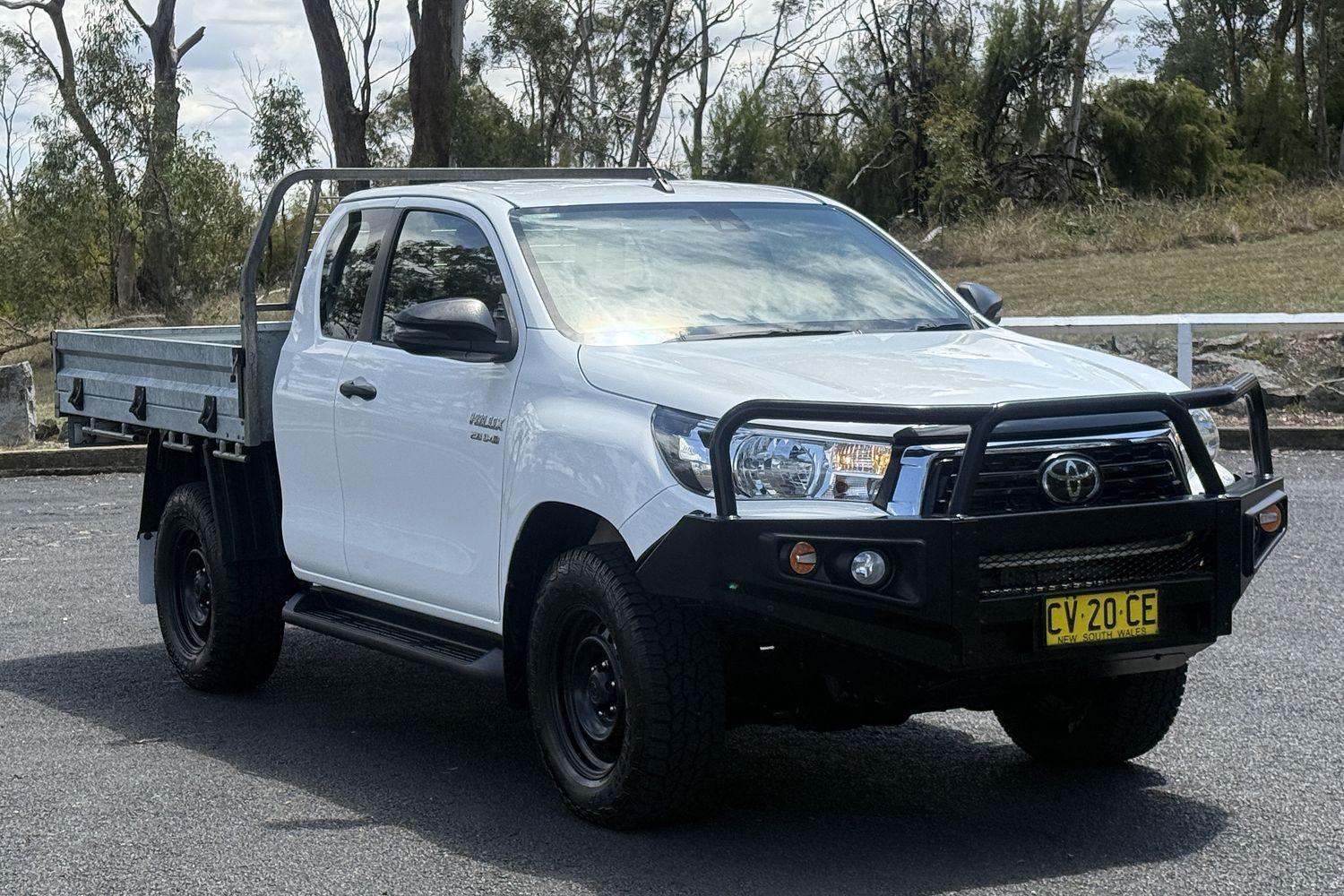 2019 Toyota Hilux SR in White